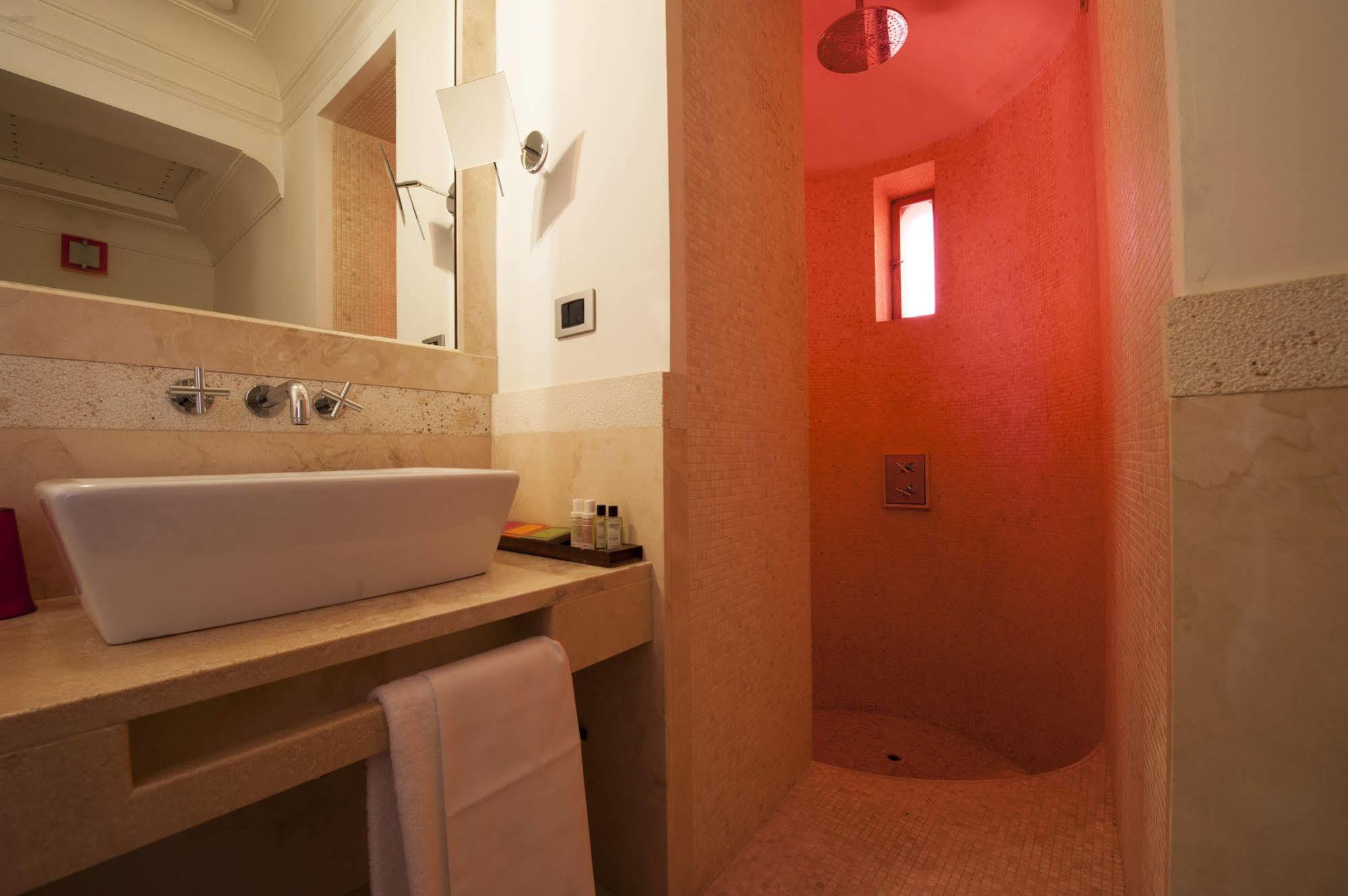 Moses Fountain Bed & Breakfast Rome