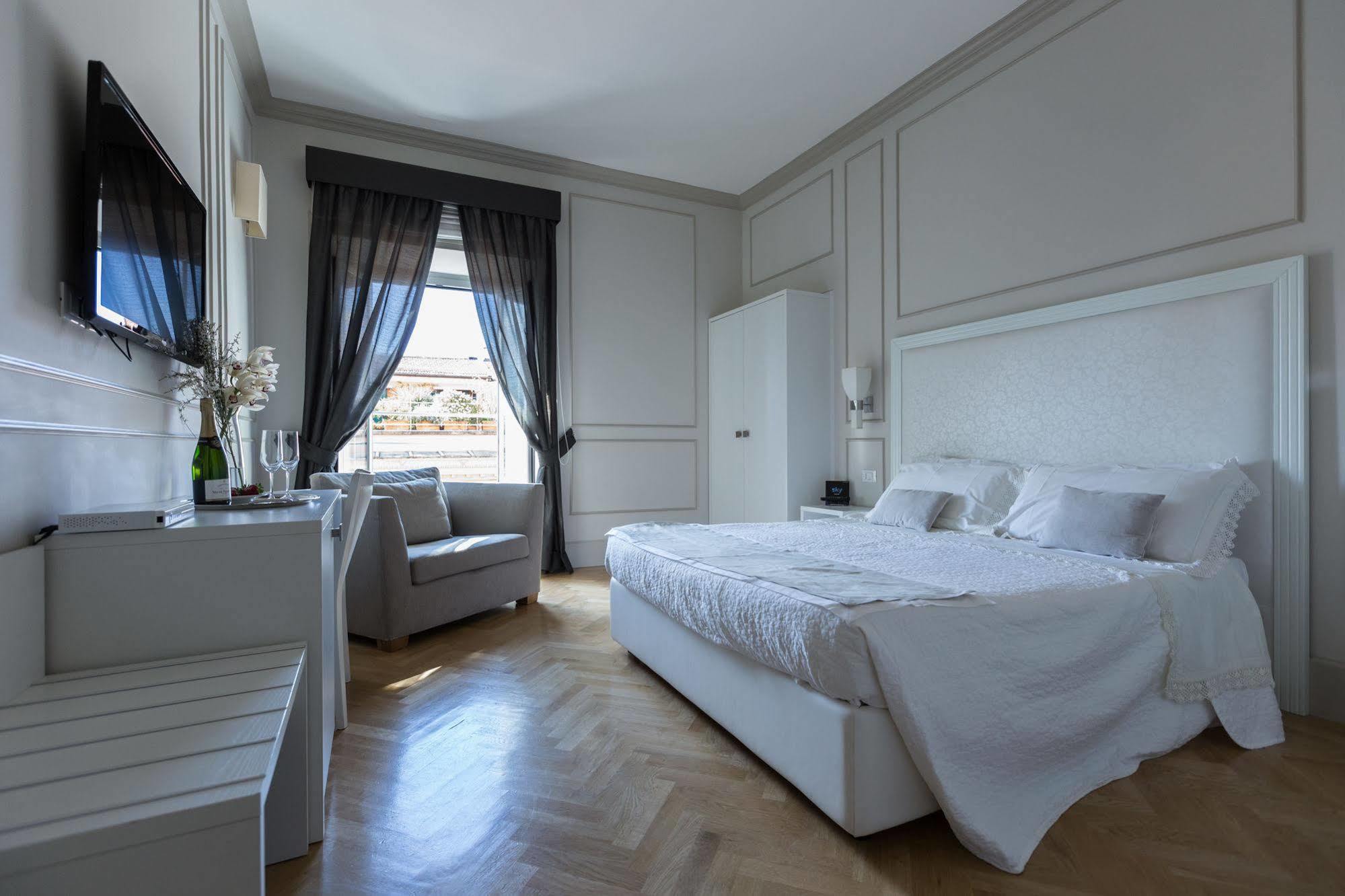 Residenza Scipioni Luxury Rome