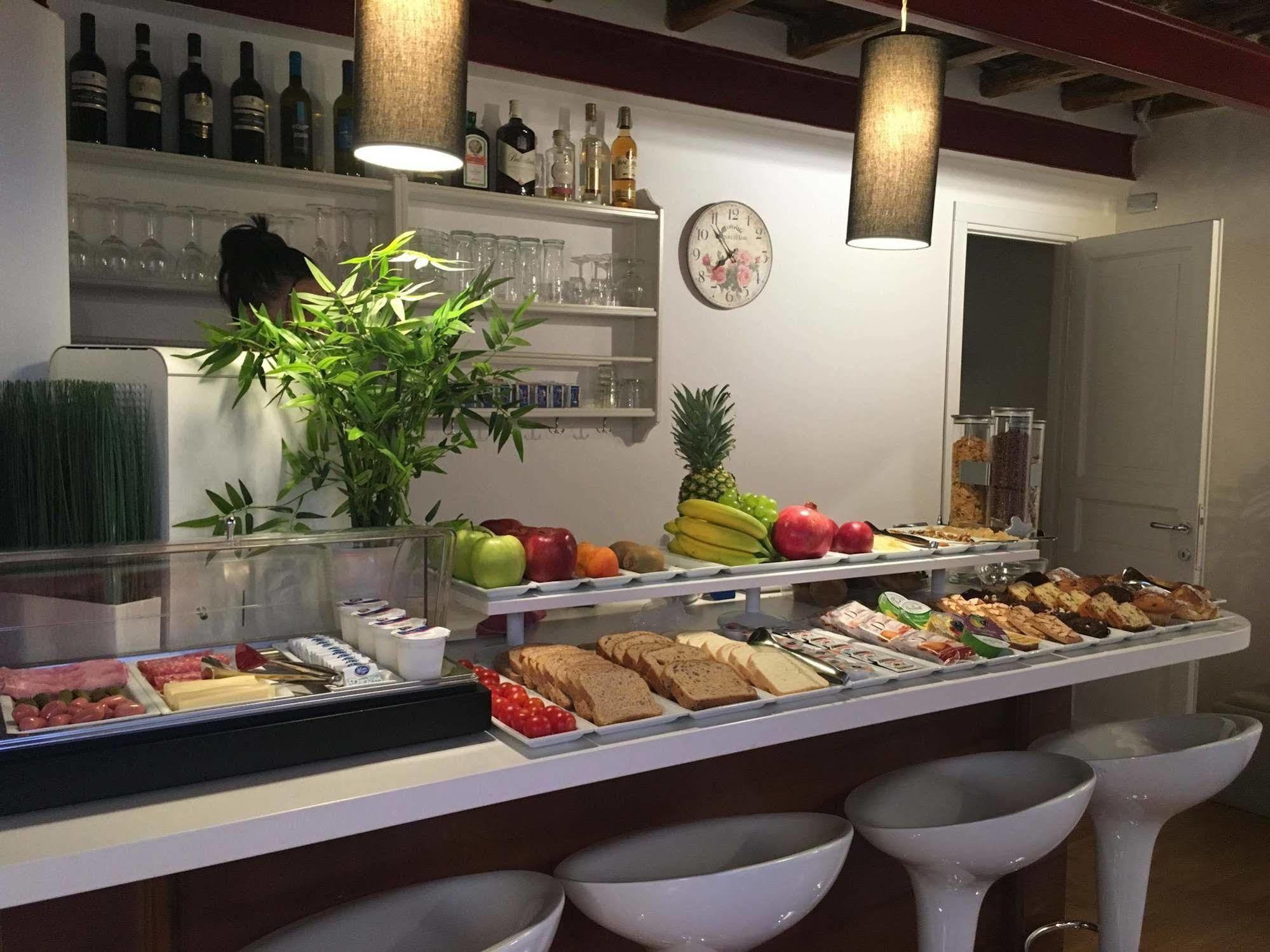 Dulcis In Pantheon Guest house Rome