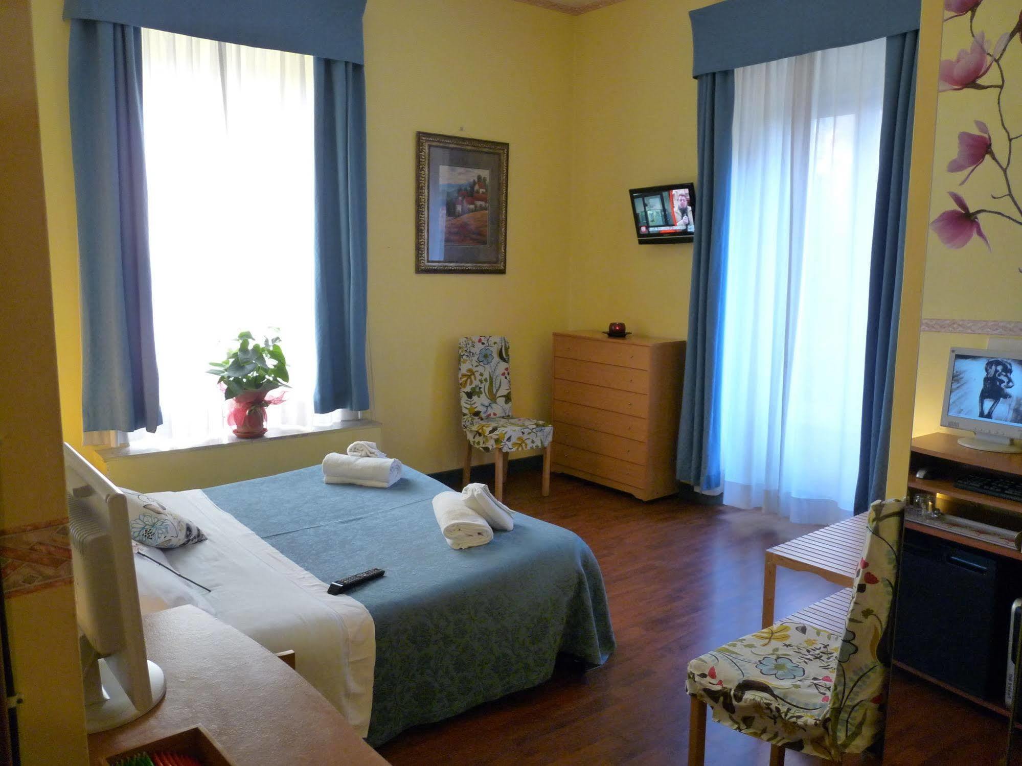 Guest house Daplace - Arena House 2*