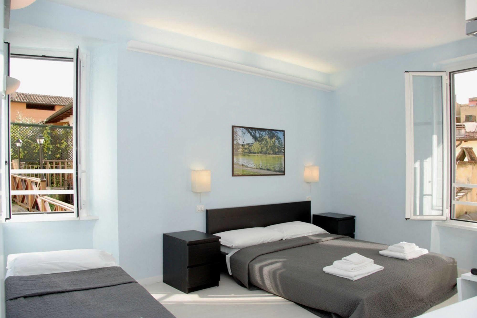 Daplace - Hqh Colosseo 2* Rome