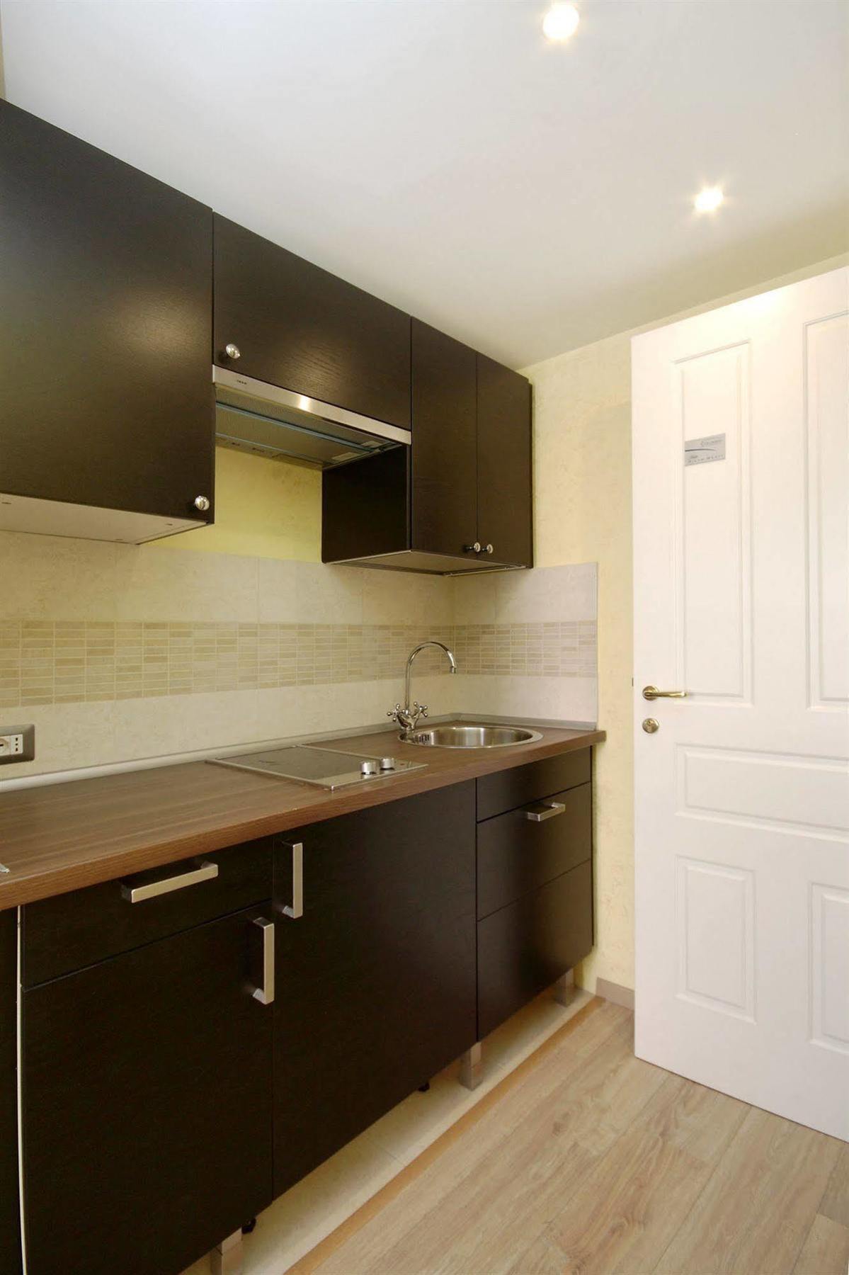 Daplace - Hqh Colosseo Guest house