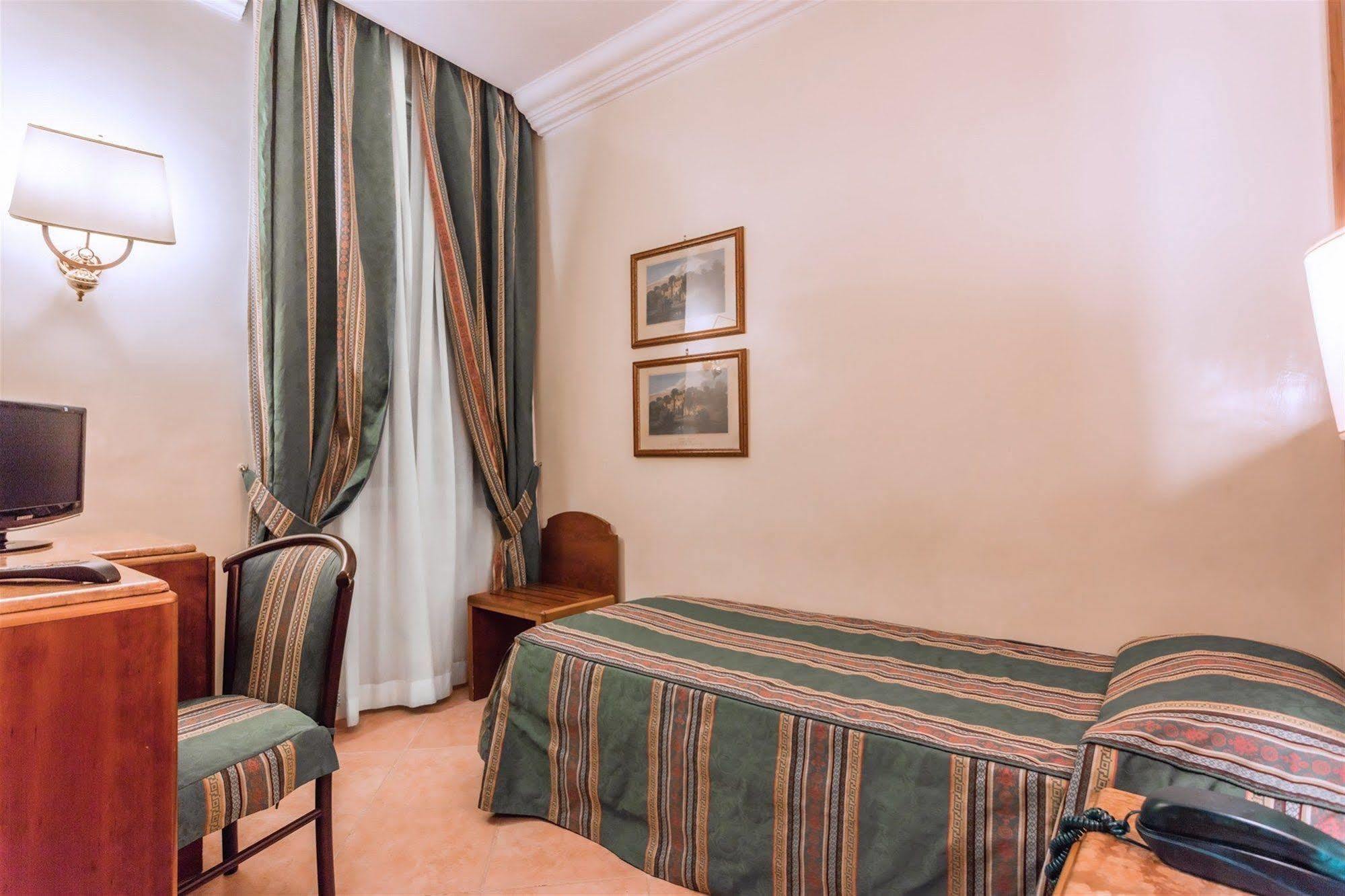 Raeli Archimede Hotel Rome