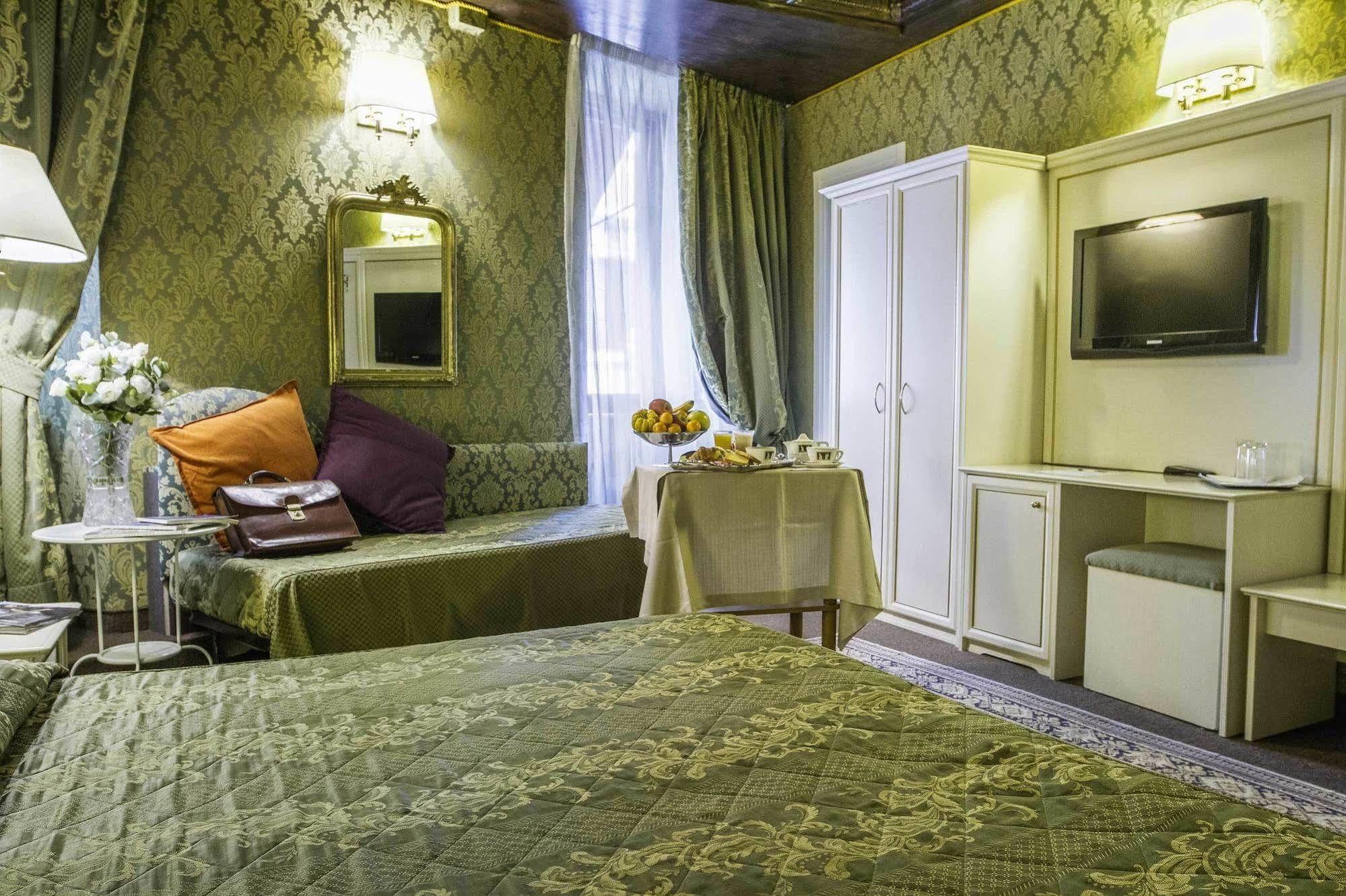 Residenza Canova Tadolini - Guest house 4*