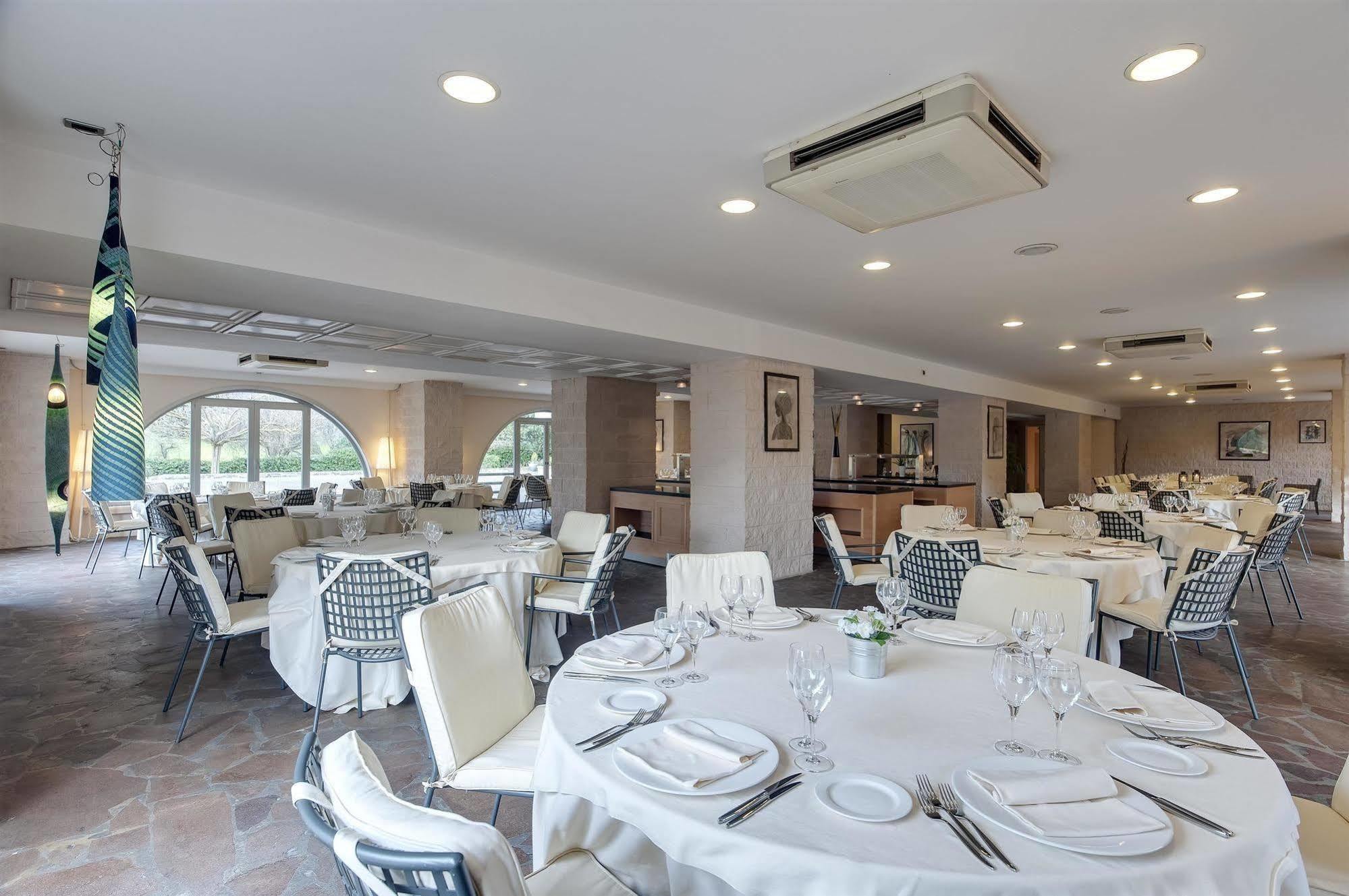 Hotel Occidental Aran Park 4*