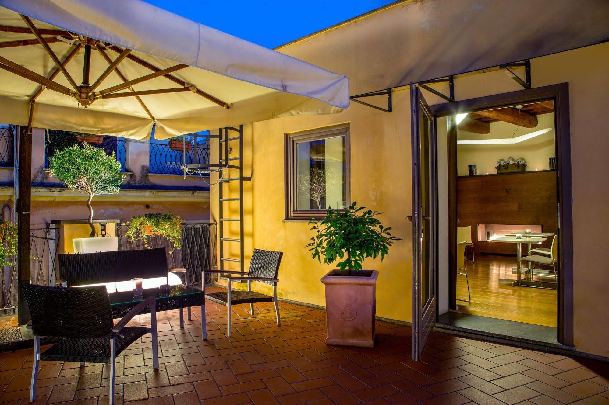 9hotel Cesari 4* Rome