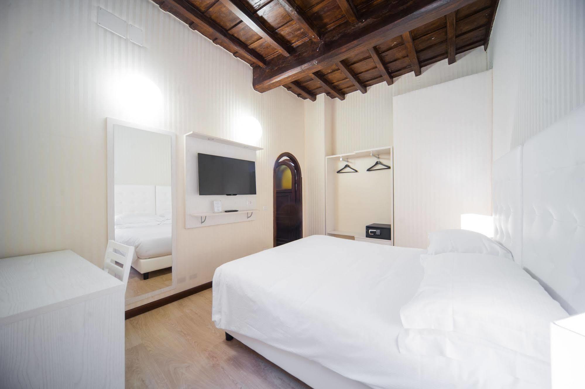 Hotel Trevi 41 Rome