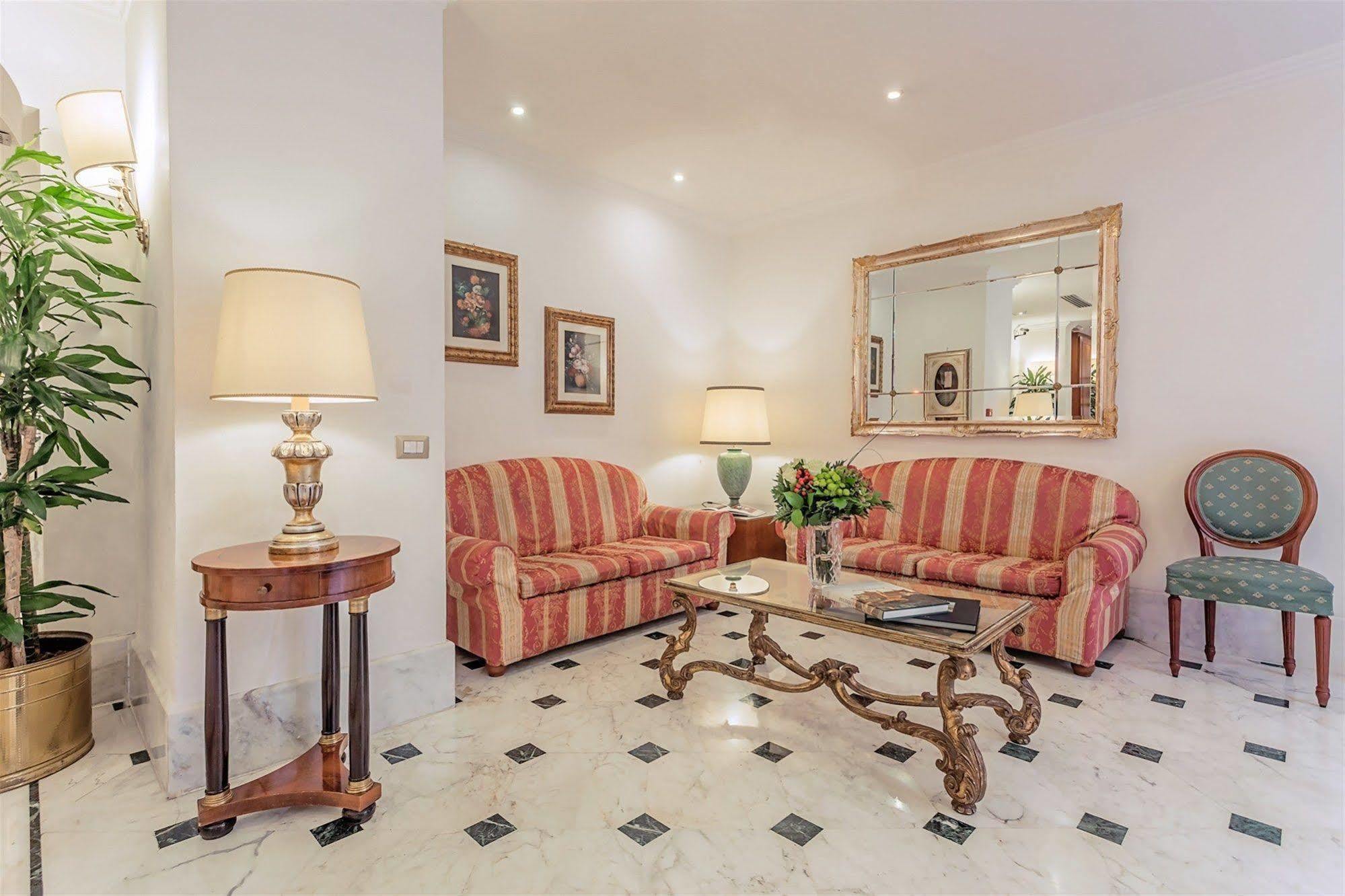Raeli Luce Hotel Rome