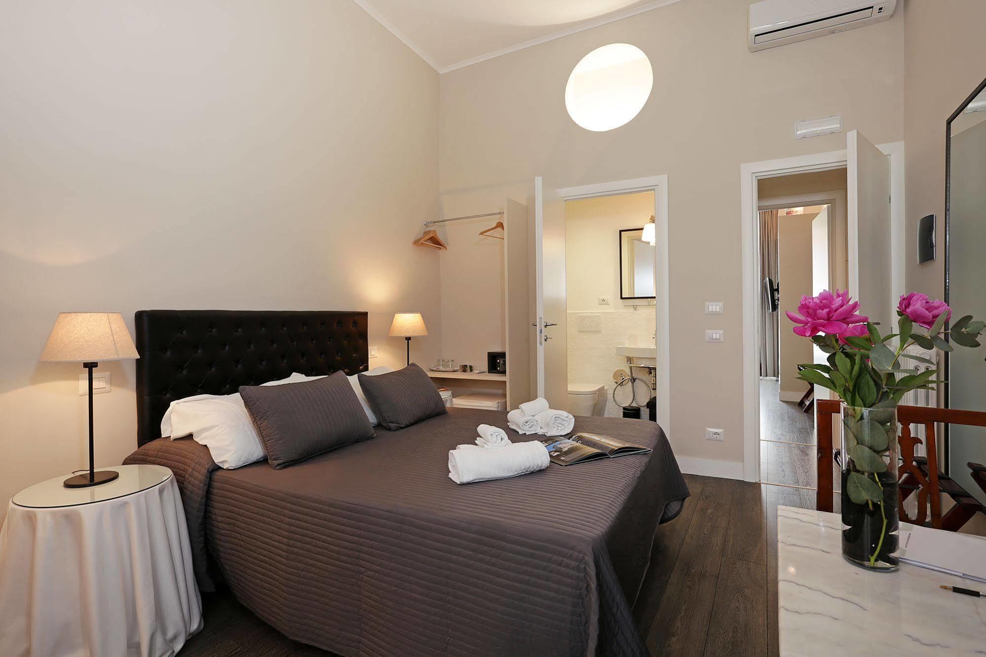 Bed & Breakfast Cavour Rome