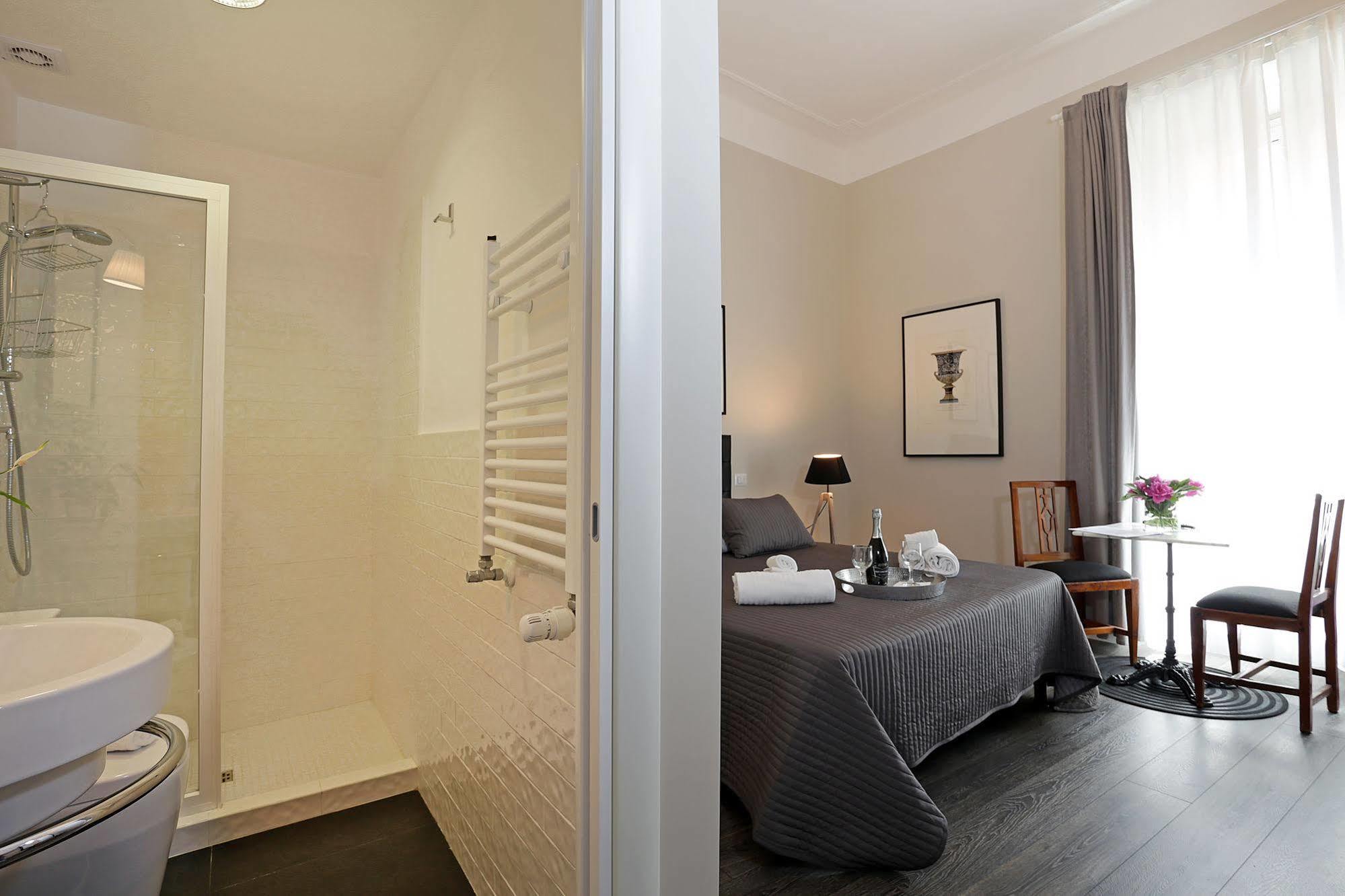 Cavour 3*