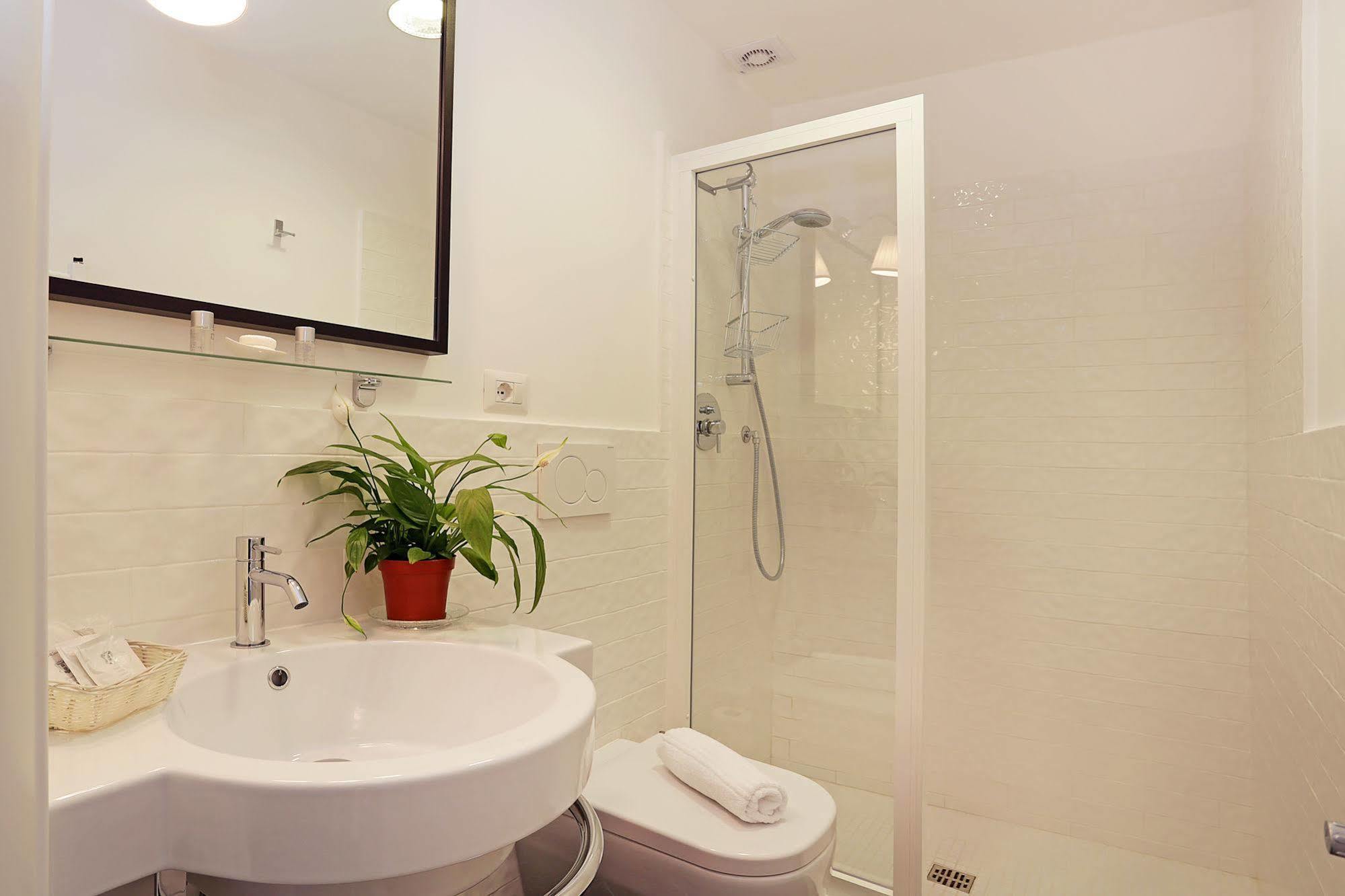 Cavour Bed & Breakfast 3*