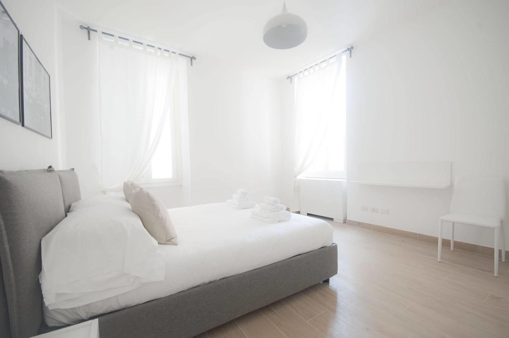 Meme Apartment Rome