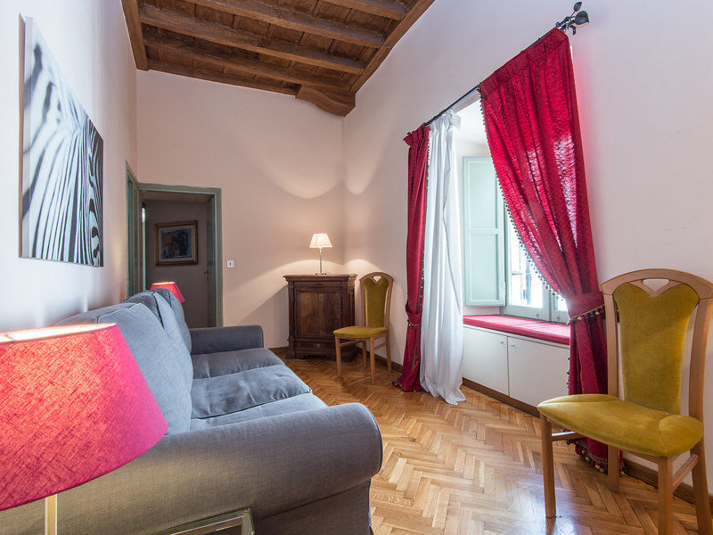 Palazzo Lancellotti Luxury Hotel 3*