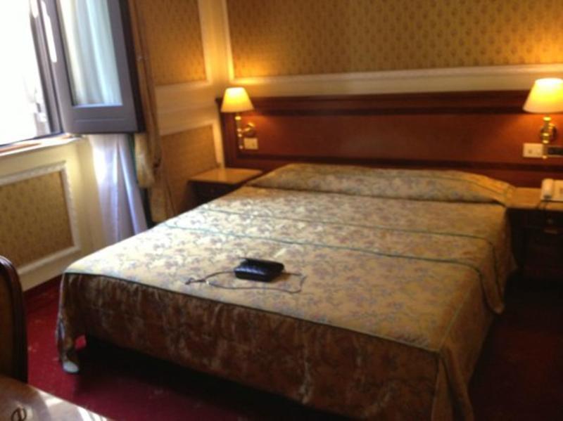 Champagne Garden Hotel Rome