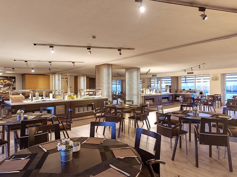 Hotel Occidental Aran Park 4*