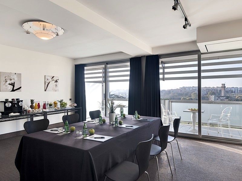 Occidental Aran Park Hotel 4*