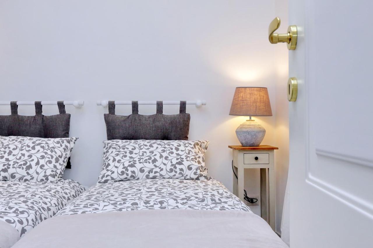 Monti Charming - Short Let Service Rome