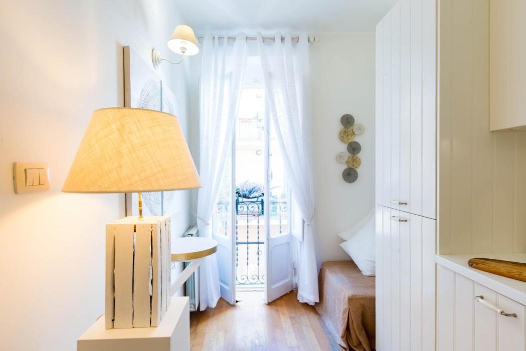 Apartment Spanish Step Nest Luxury