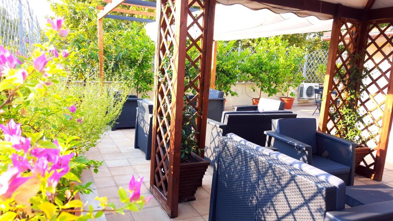 Aparts Guest house