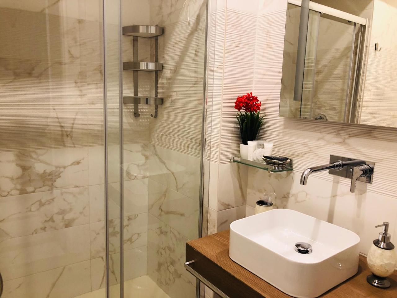 Kambal Luxury Guest house