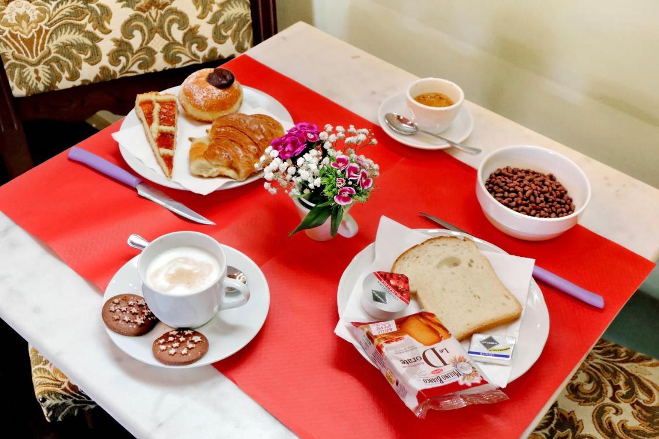 Antico Platano Bed & Breakfast 2*