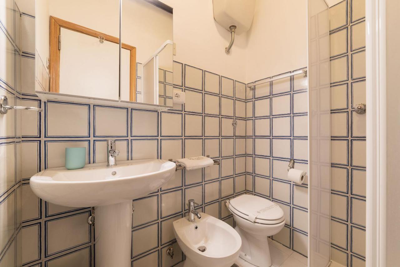 Spanish Steps Studio Rome