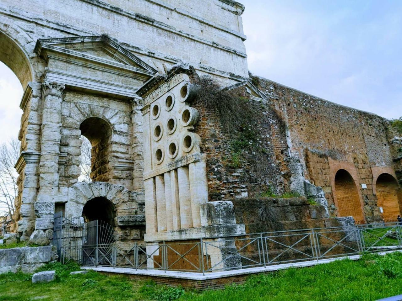 Porta Maggiore Gh Locazione Turistica Affittacamere 3*