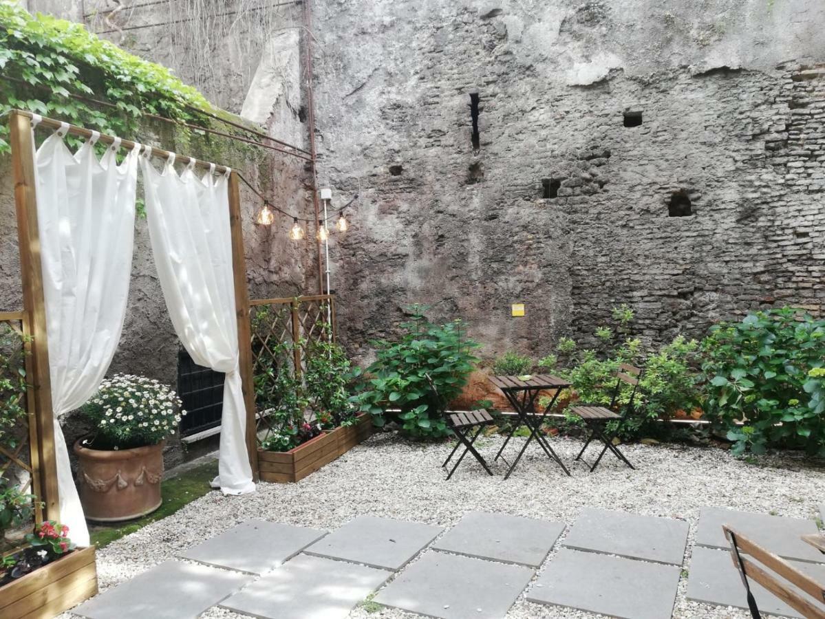 Navona Secret Guest house