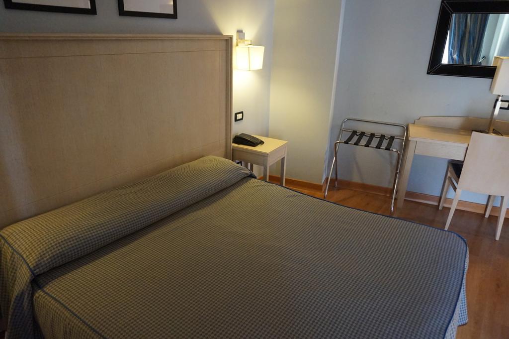 Hotel Taormina Rome