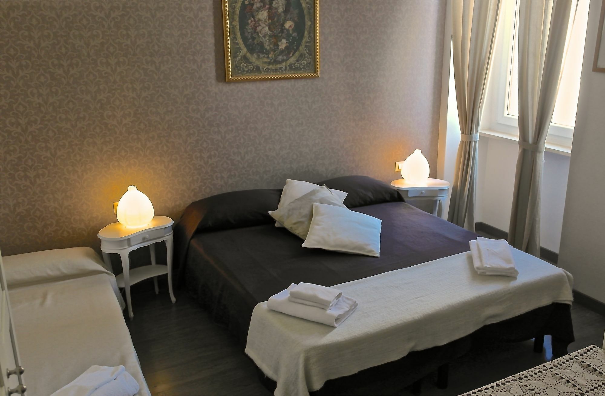 Casa Vicenza Guest house Rome