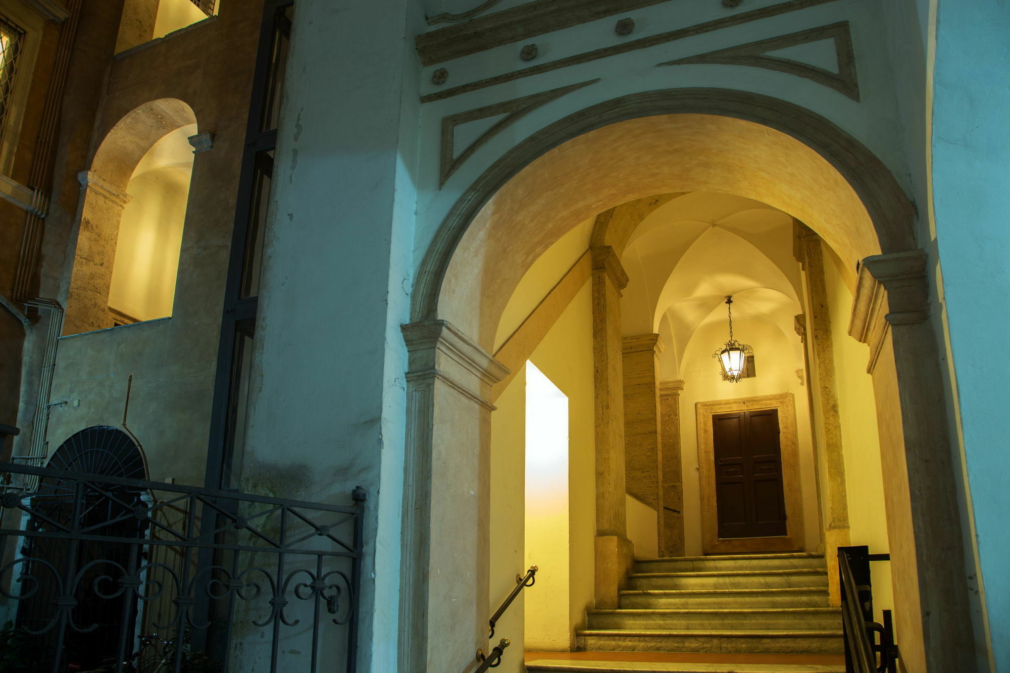 Palazzo De Cupis - Suites&view Affittacamere Roma