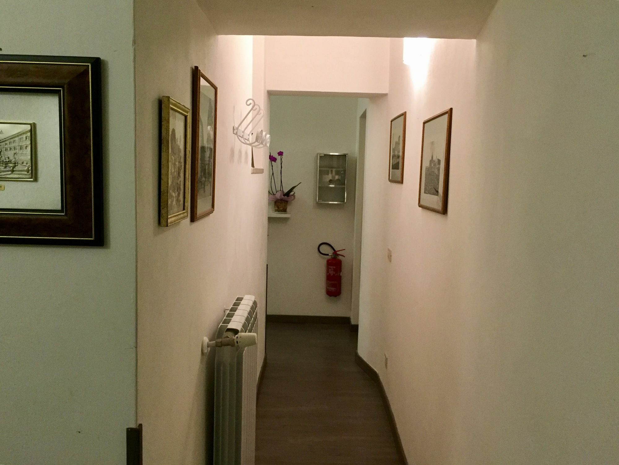 Casa Vicenza 3* Rome