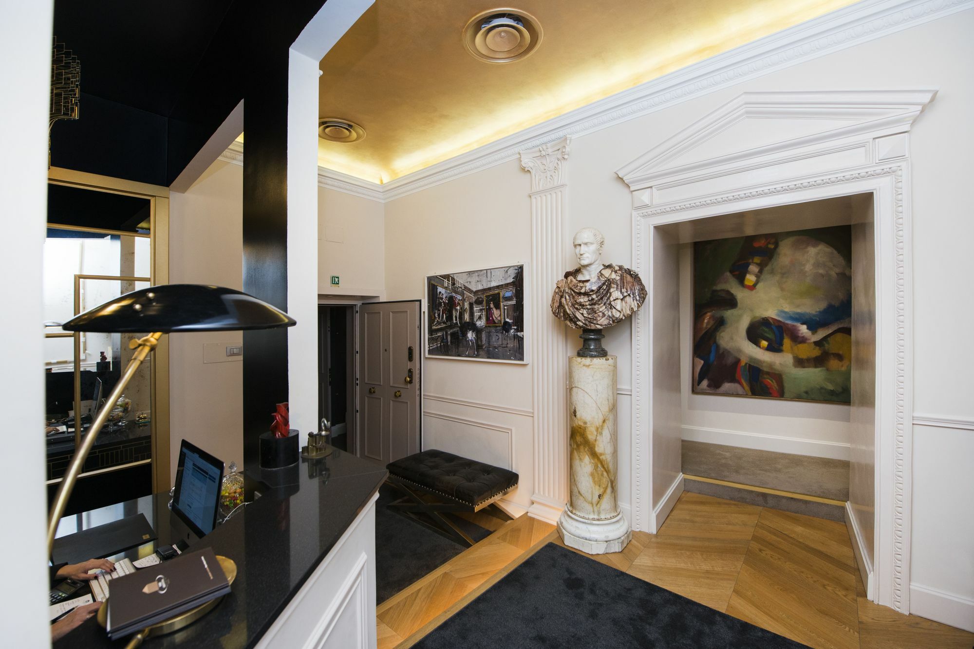 Torre Argentina Relais - Residenze Di Charme Guest house 3*