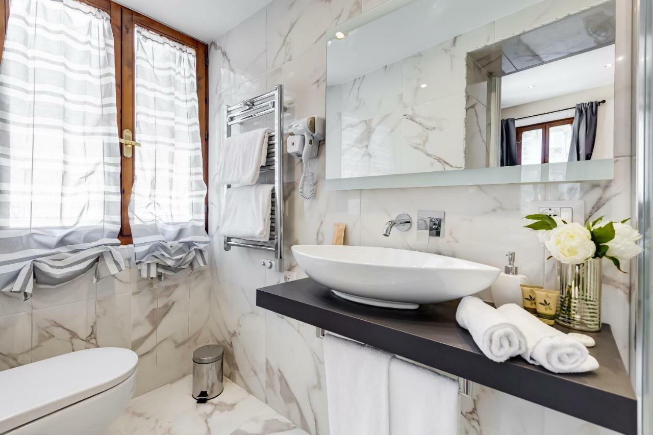 Trevi Private By Premium Collection