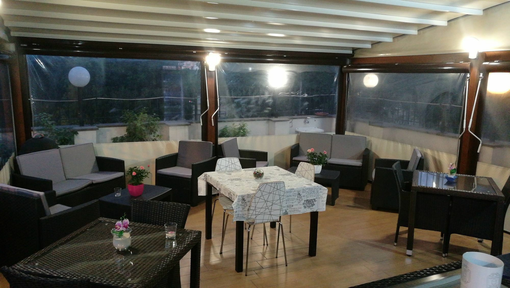 Eroom42 Rome