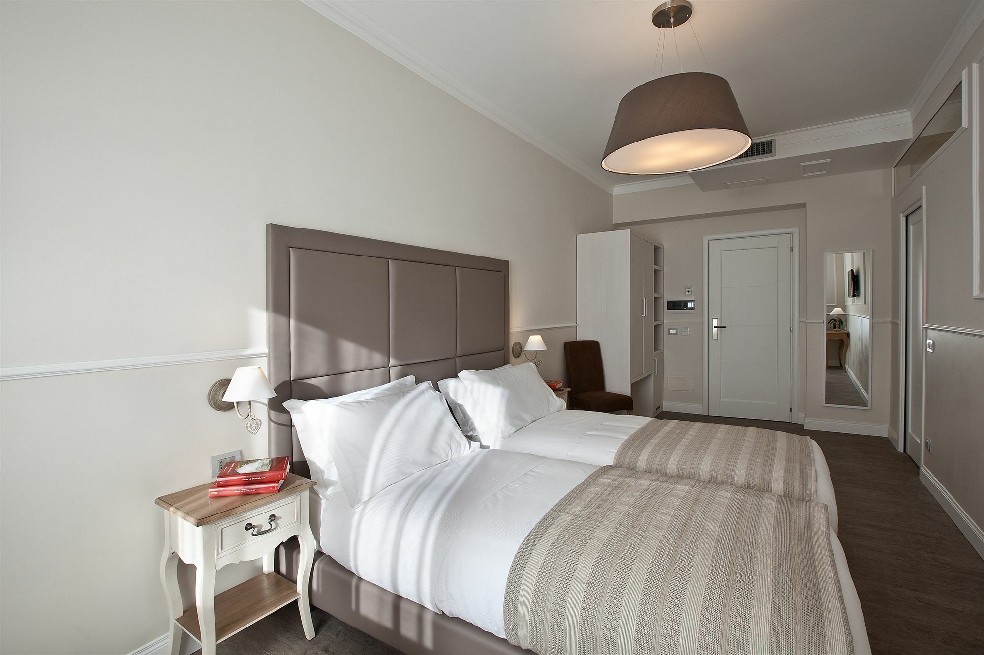 Seven Guest house 2*
