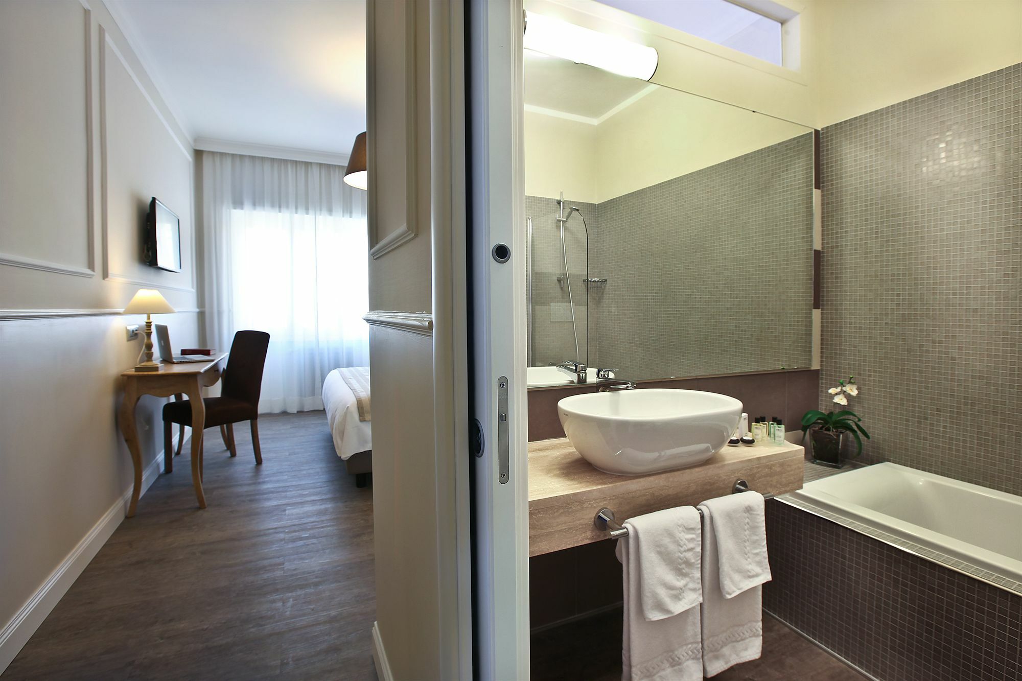 Seven Guest house 2*