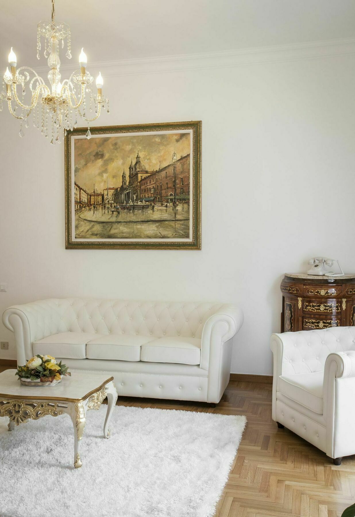 Sarandrea Apartment *