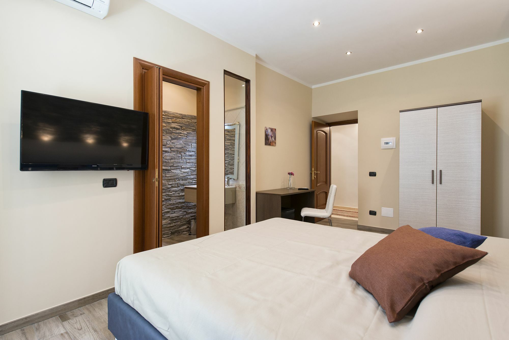 Lorenz Trastevere Hill Guest house