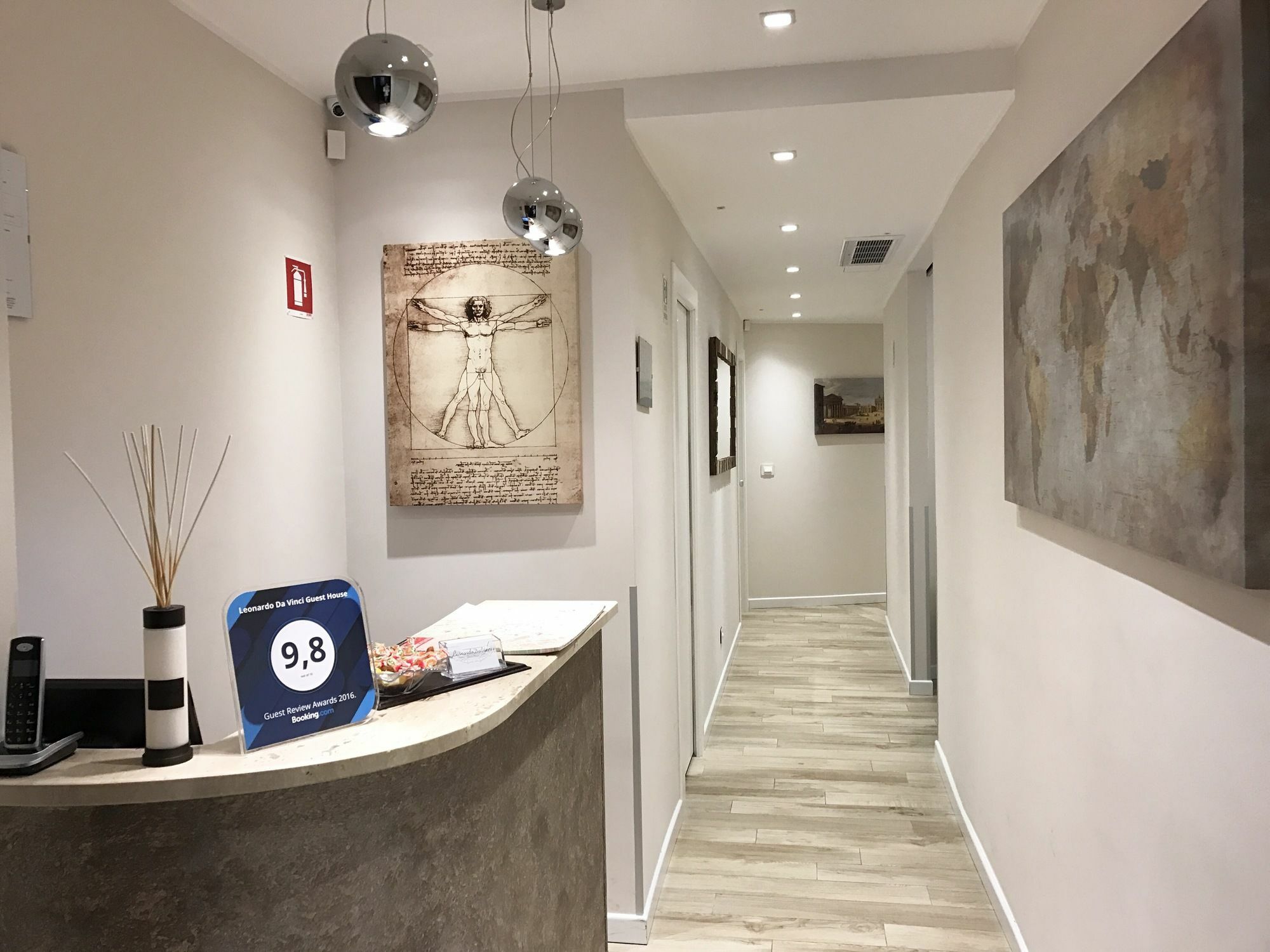 Leonardo Da Vinci Guest house
