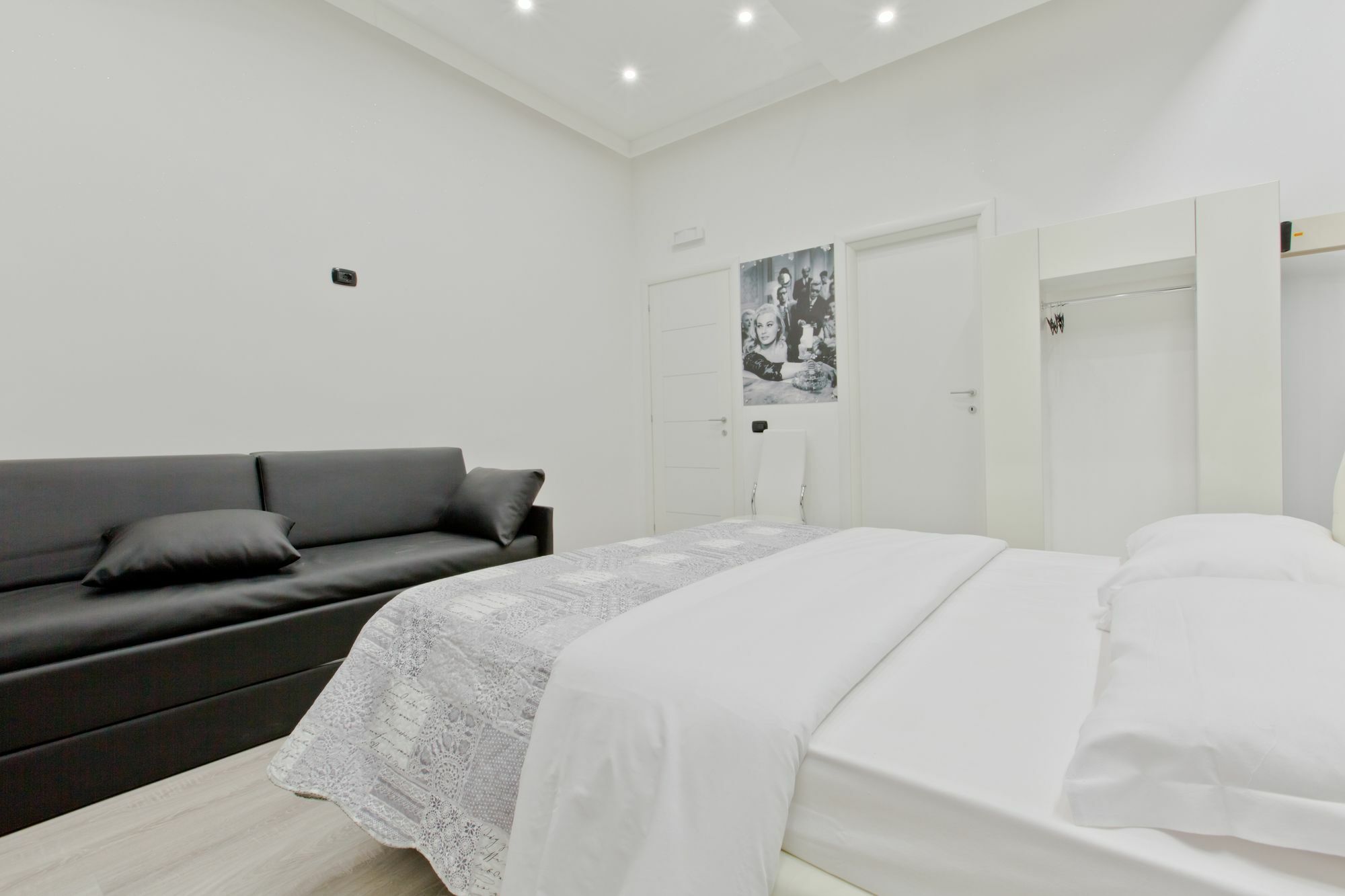 New House 2 * Rome