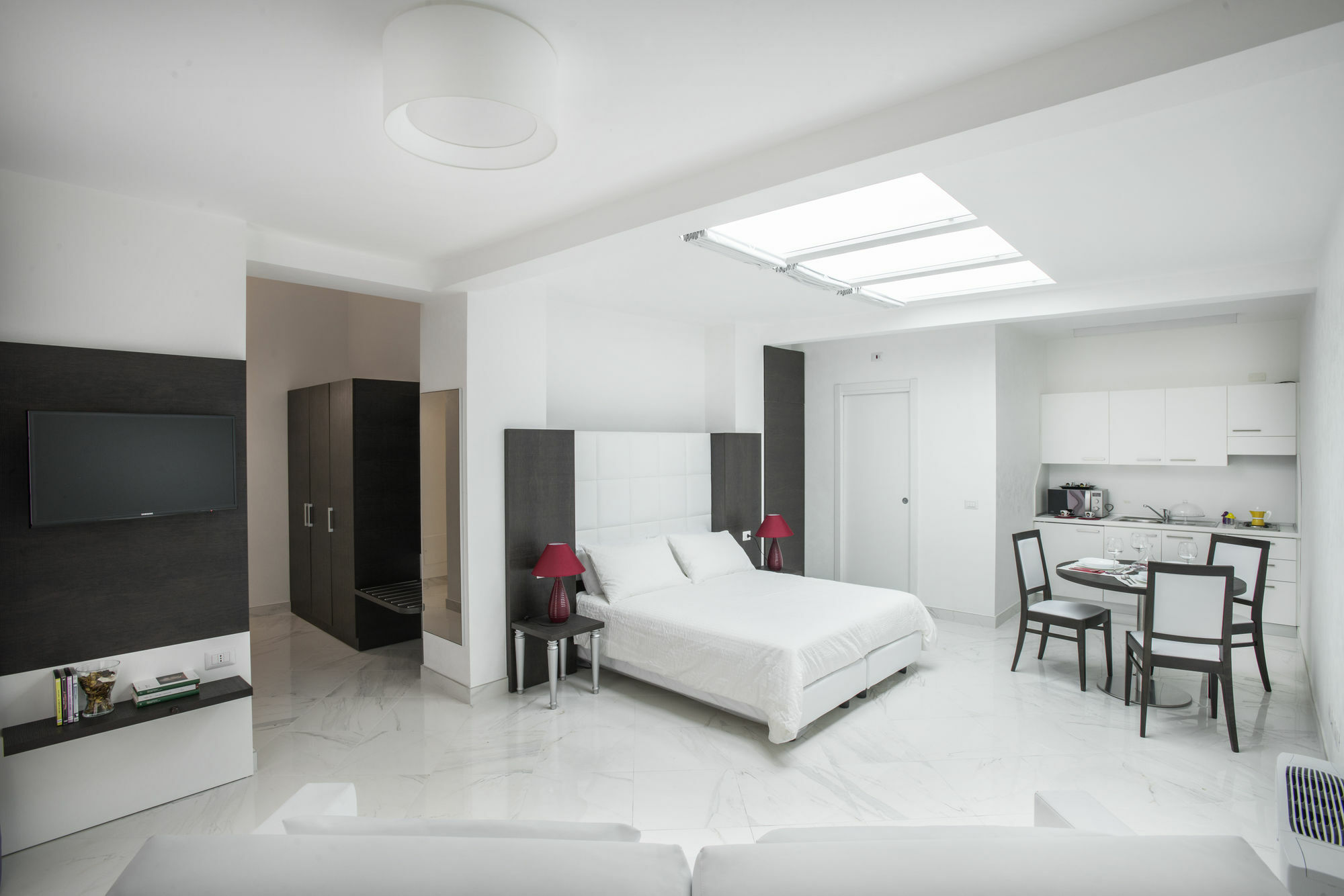 Morin 10 Apartment *