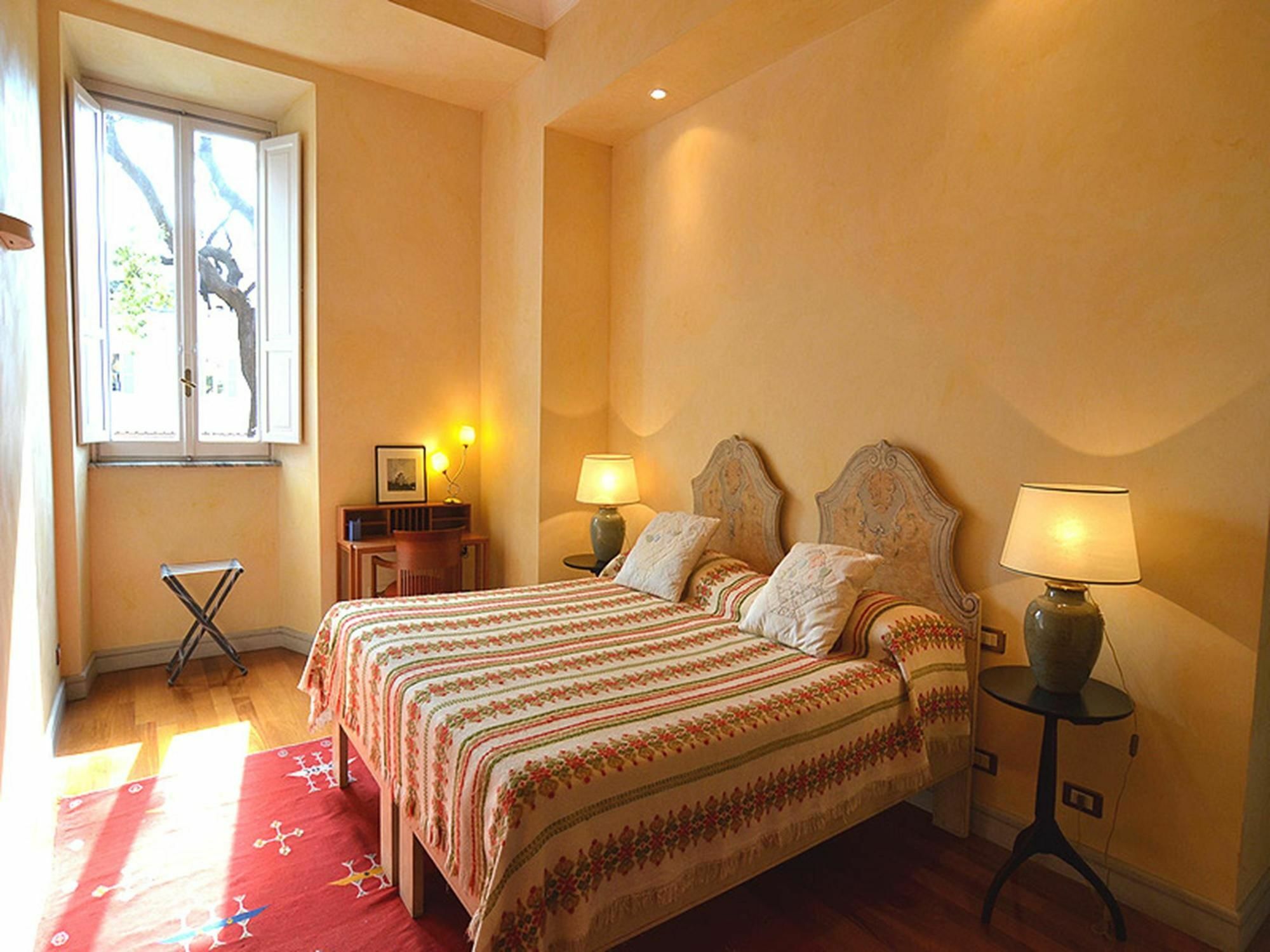 Piazza Di Spagna Golden Apartment *