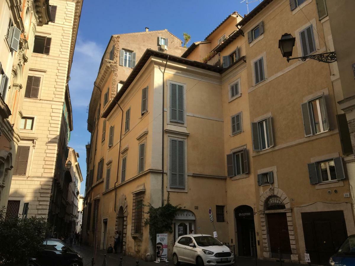 M9 Pantheon Attic 11 Apartment