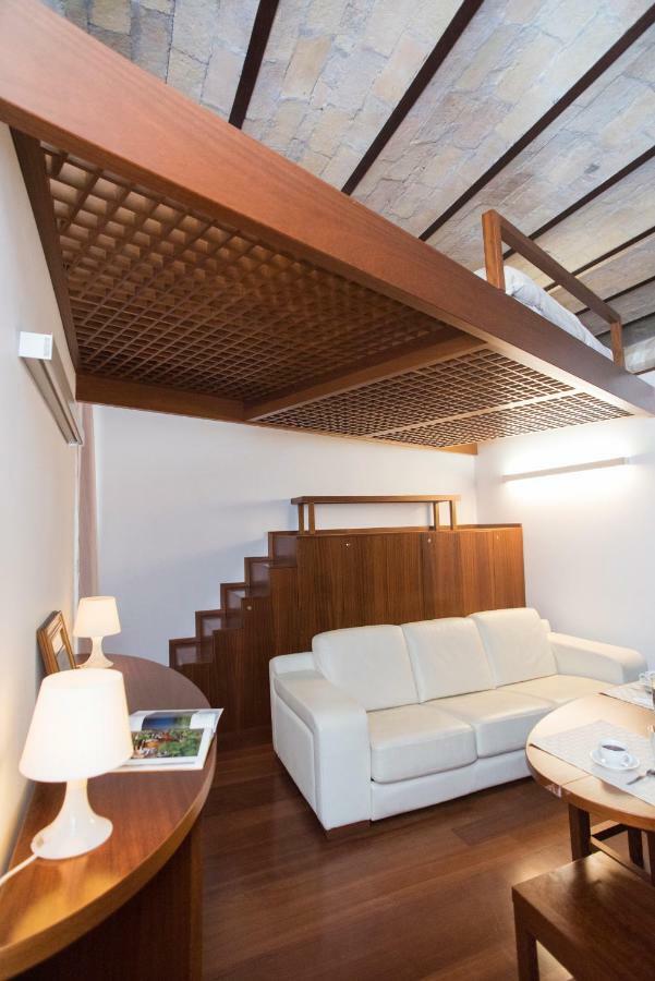 Trevi Fountain - Lovely Loft Apartment *