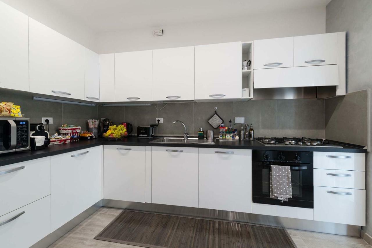 M&m House Apartment