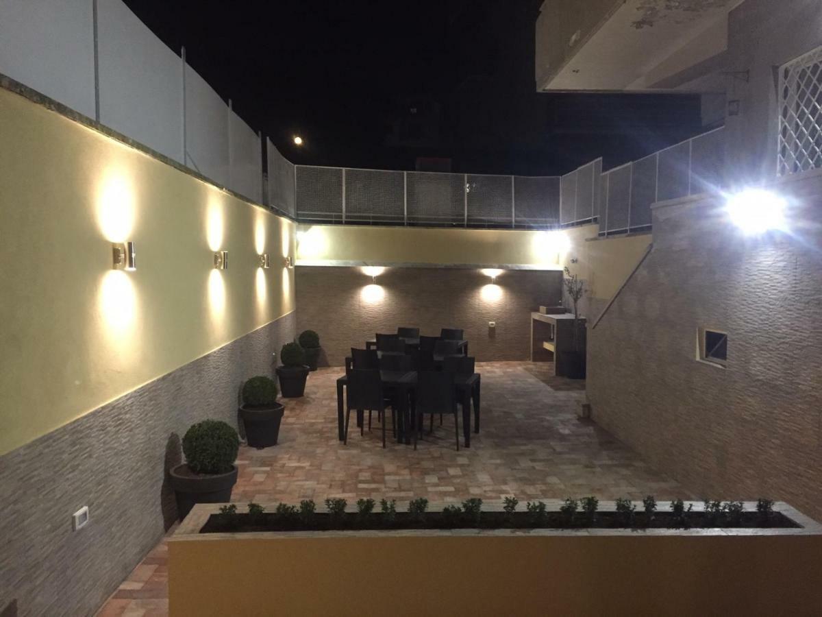 Apartment Terraced - Metro To Vatican & Center