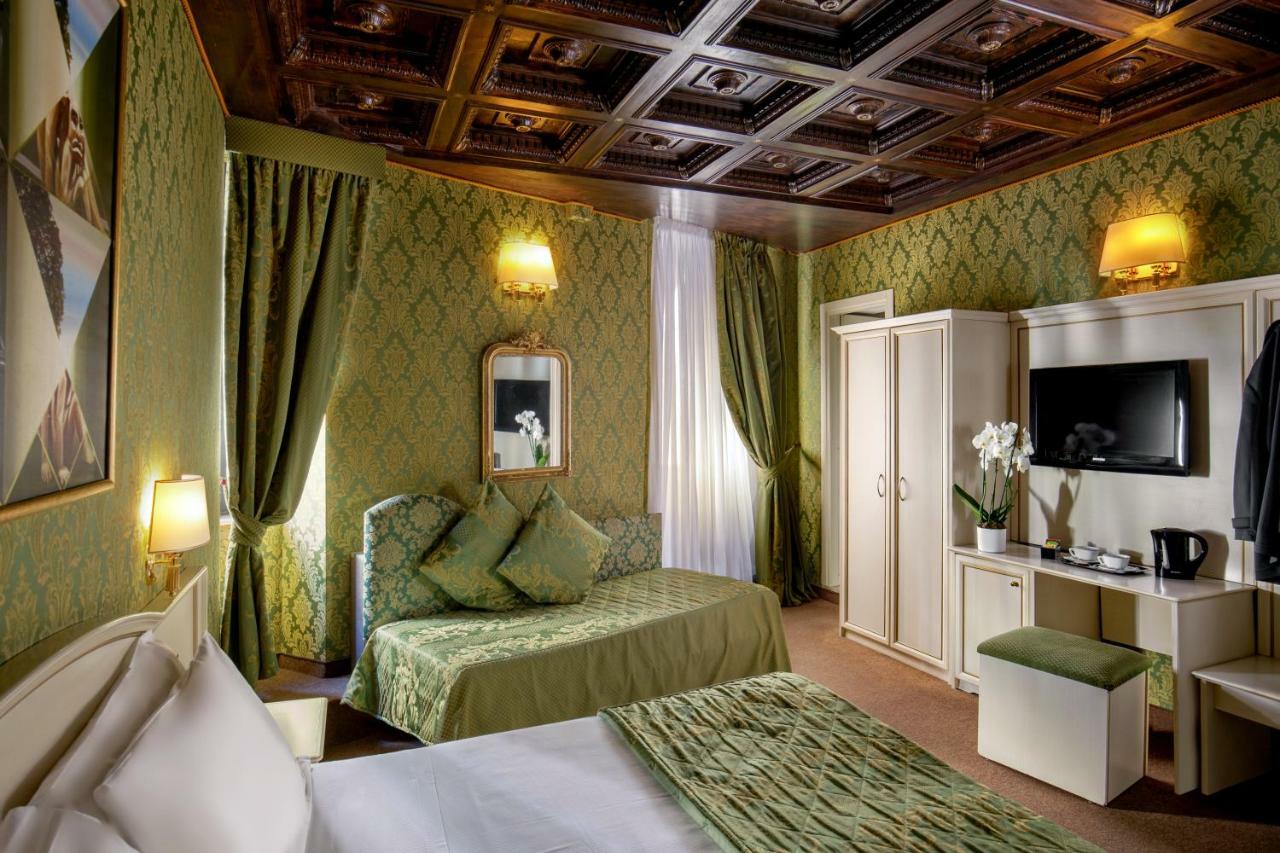 Residenza Canova Tadolini - Guest house Rome