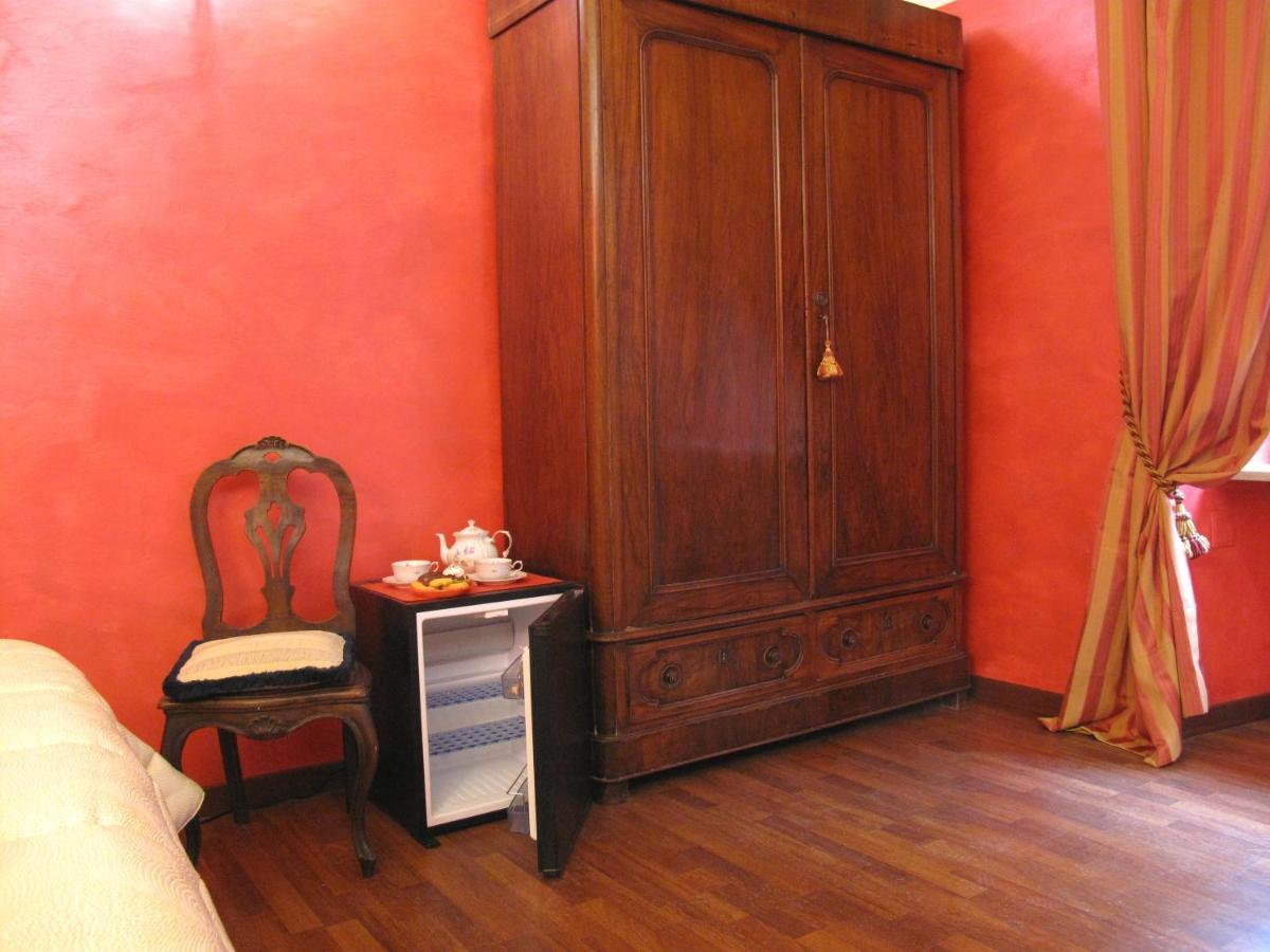 Salaria Luxury