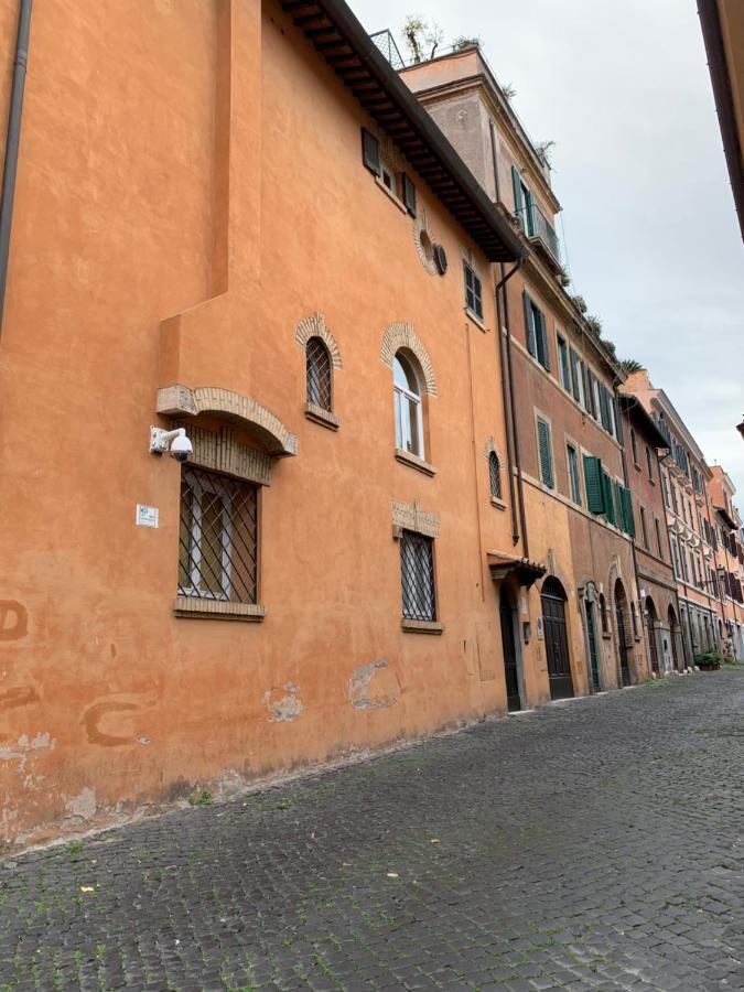 In 2 Rome